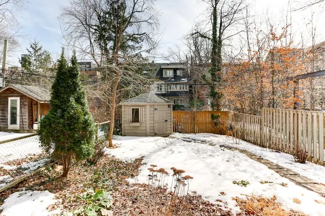 Additional image 34 of 109 Balmoral Ave