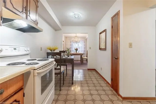 Additional image 8 of 879 Riley Crt