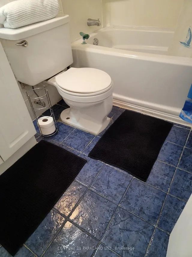 Additional image 20 of 1 Massey Sq Unit 1914