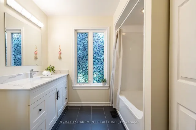 Additional image 35 of 399 Old Brock Rd