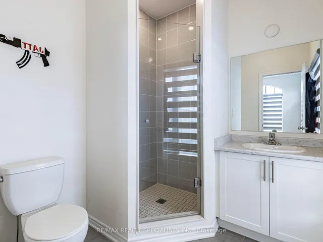 Additional image 26 of 37 Peak Dr