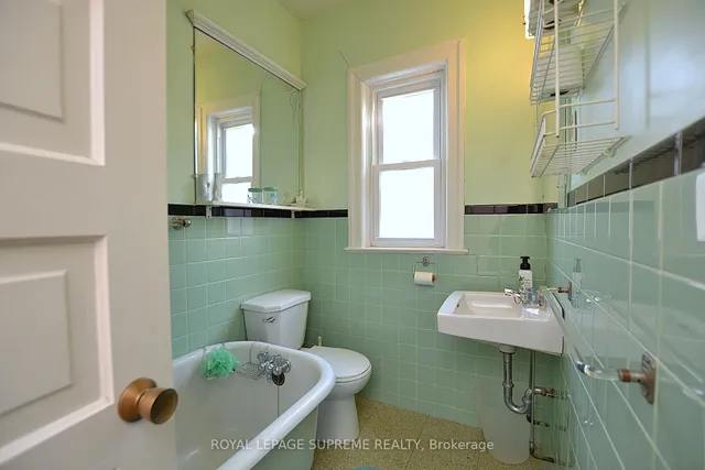 Additional image 14 of 24 Muir Ave