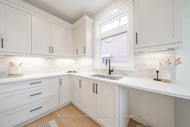 Additional image 19 of 1313 BASELINE Rd