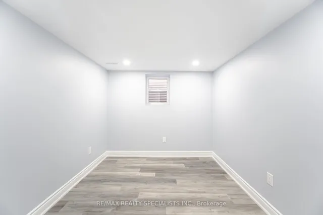 Additional image 37 of 13 Caledon Cres