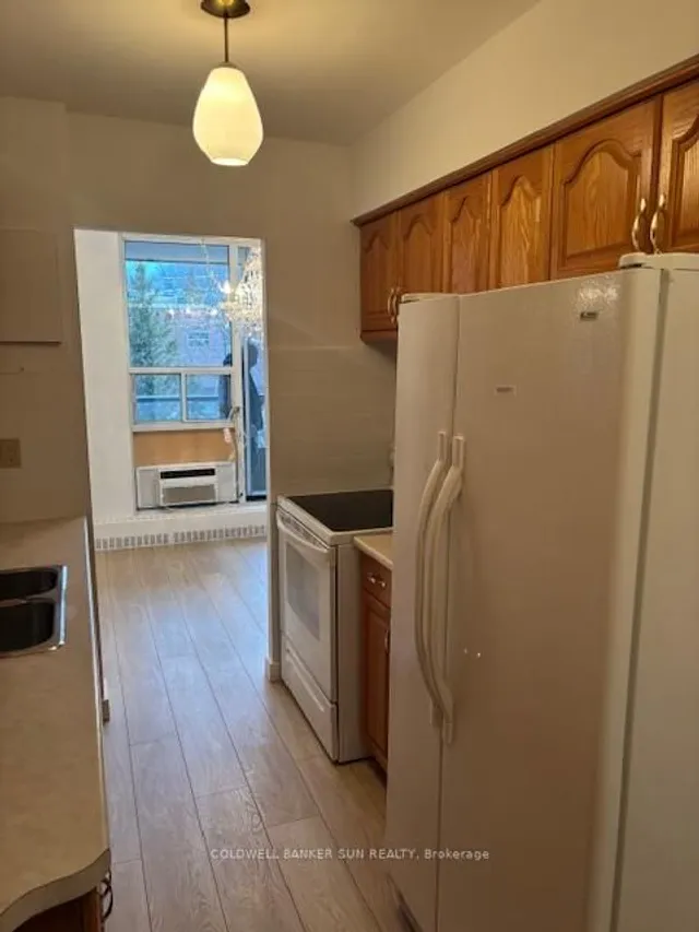 Additional image 8 of 1964 Main St