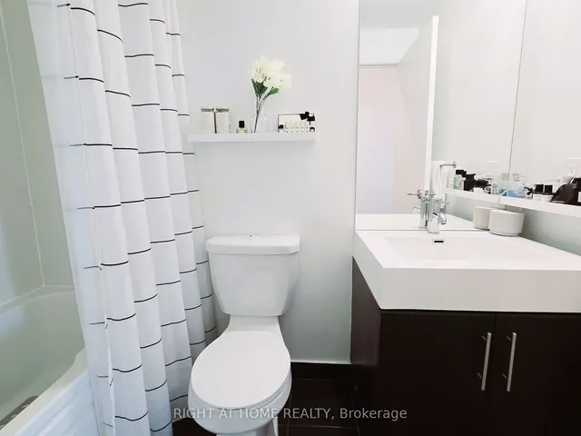 Additional image 21 of 35 Brian Peck Cres Unit 1005