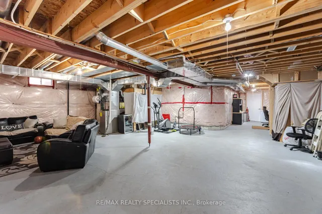 Additional image 34 of 122 Teal Crest Circ