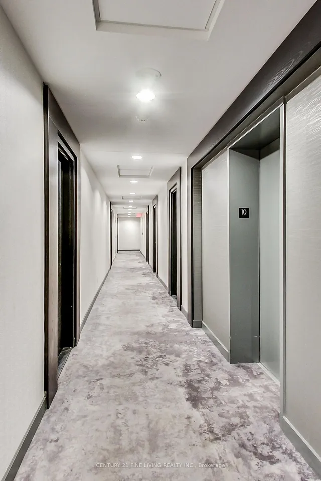 Additional image 26 of 55 East Liberty St Unit 1006