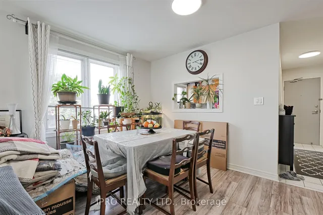 Additional image 25 of 657 Evans Ave