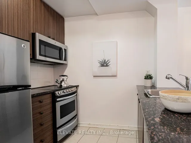 Additional image 13 of 15 Coneflower Cres Unit 236