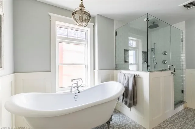 Additional image 36 of 122 Melville St