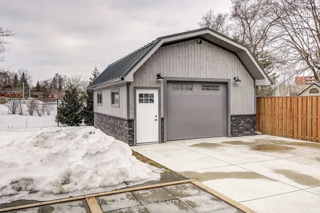 Additional image 2 of 14 WALKER Ave