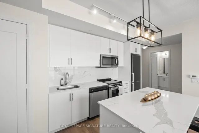 Additional image 9 of 509 Dundas St Unit 512