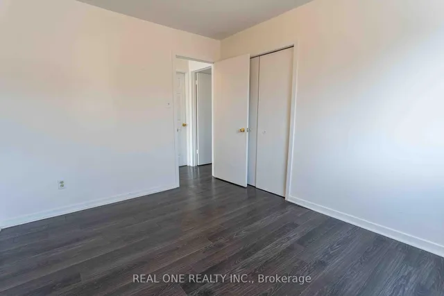 Additional image 39 of 136 Haven Hill Sq