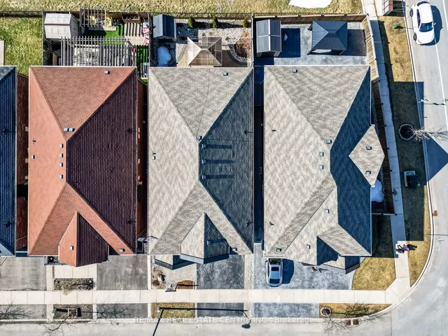 Additional image 4 of 853 Stoutt Cres