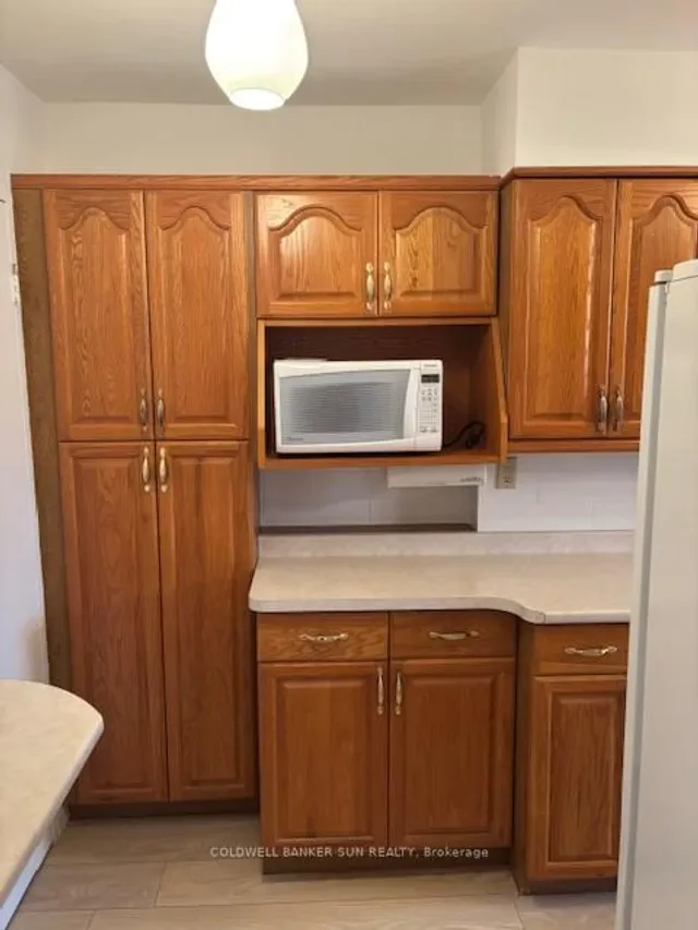 Additional image 10 of 1964 Main St