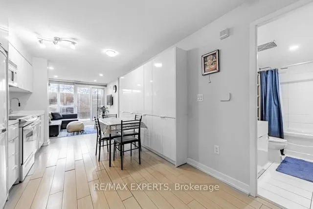 Additional image 10 of 10 Capreol Crt Unit 226