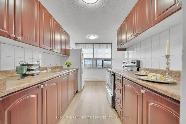 Additional image 20 of 15 Kensington Rd Unit 1209