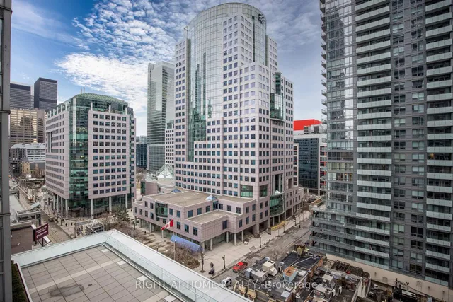 Additional image 38 of 80 John St Unit 1101