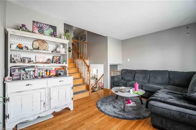 Additional image 22 of 9 Beachgrove Cres