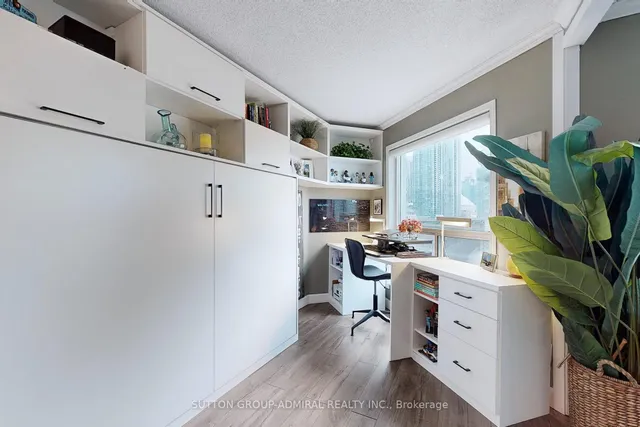 Additional image 13 of 600 Queens Quay Unit 705