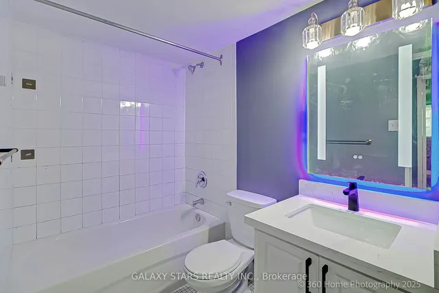 Additional image 18 of 10 Tapscott Rd Unit 304