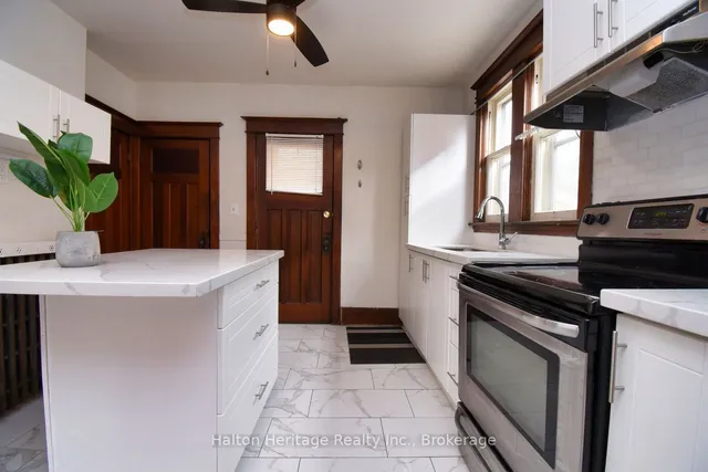 Additional image 15 of 129 Eastbourne Ave