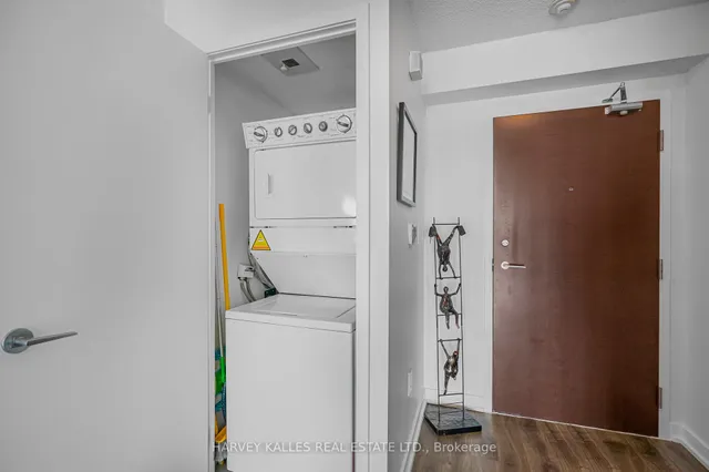 Additional image 39 of 21 Iceboat Terr Unit 2909