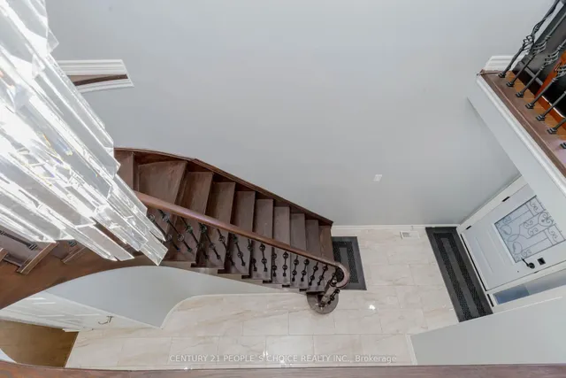 Additional image 12 of 13 Richwood Cres