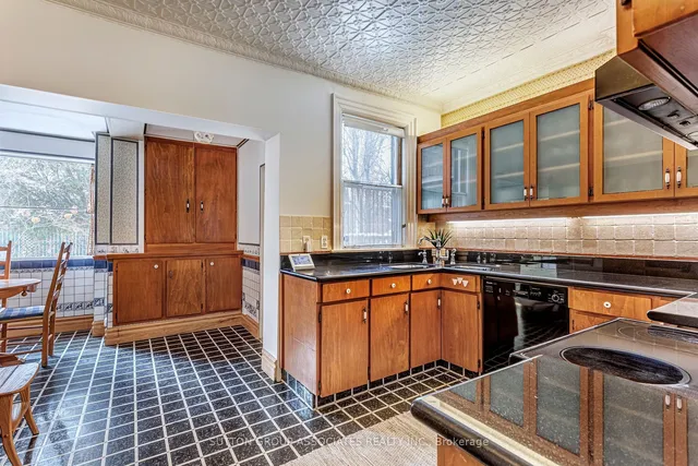 Additional image 20 of 110 Cluny Dr