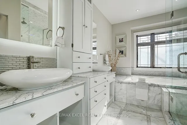 Additional image 31 of 452 Avon Cres