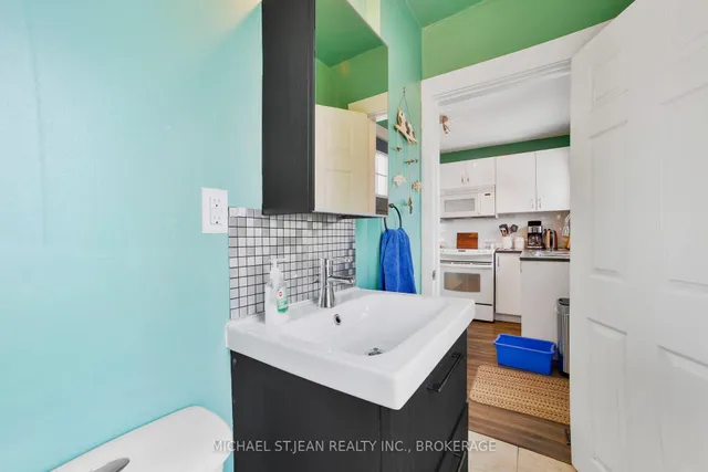 Additional image 21 of 14 East 31st St