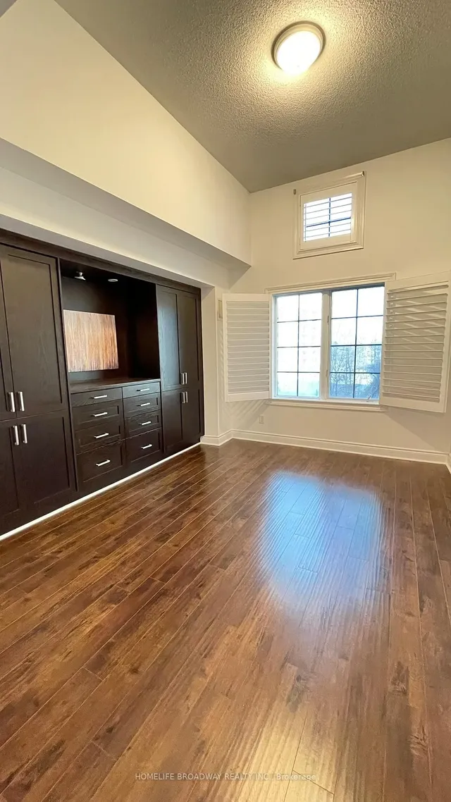 Additional image 28 of 1 Rean Dr Unit 8