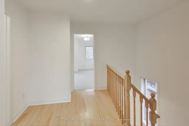 Additional image 28 of 70 Guildwood Pkwy Unit 4