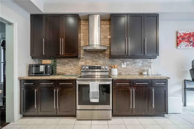 Additional image 14 of 16 Kinsman Dr