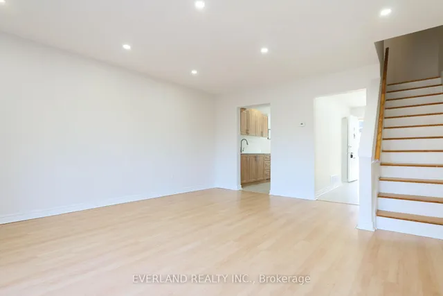 Additional image 10 of 8 Liszt Gate Unit 9