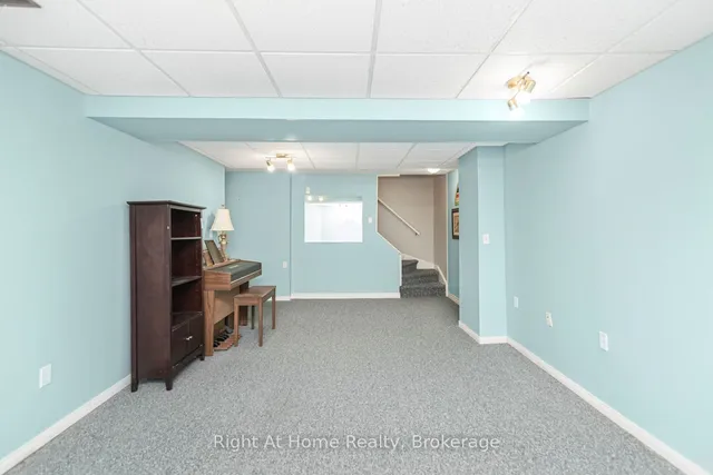 Additional image 29 of 84 Greentrail Dr