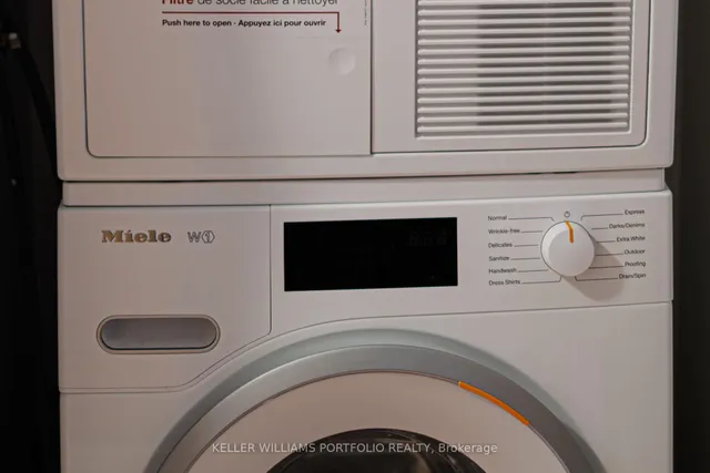 Additional image 24 of 333 Adelaide St Unit 1201