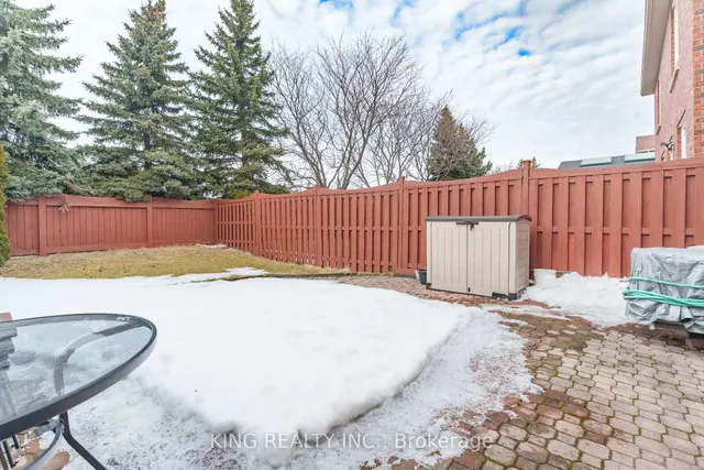 Additional image 35 of 928 Ledbury Cres