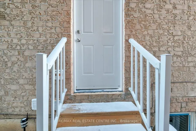 Additional image 33 of 94 IRWIN Ave