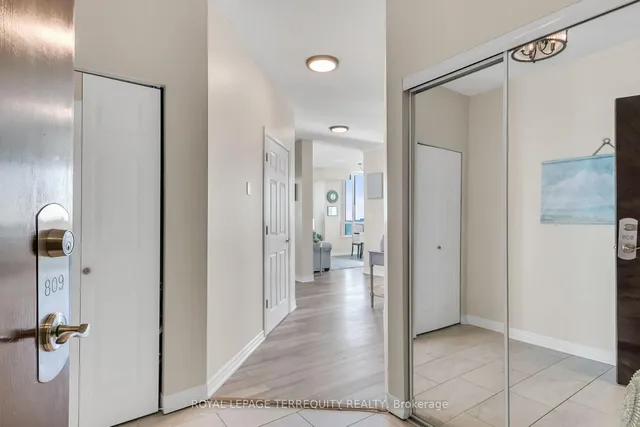 Additional image 7 of 1359 Rathburn Rd Unit 809