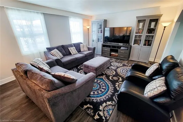 Additional image 13 of 8 Basswood Crt