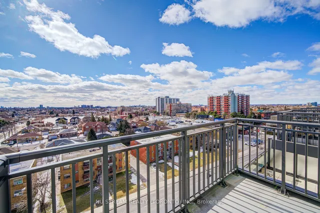 Additional image 32 of 800 Lawrence Ave Unit 812