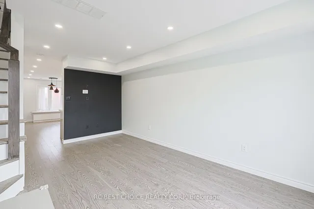 Additional image 9 of 10 Merchant Lane Unit 233