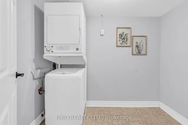 Additional image 29 of 45 Sunrise Ave Unit 602