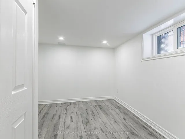 Additional image 37 of 39 Madison Ave