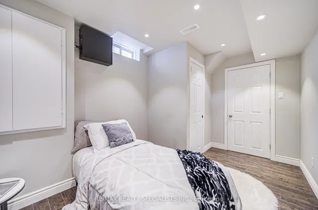 Additional image 39 of 82 Yellow Avens Blvd