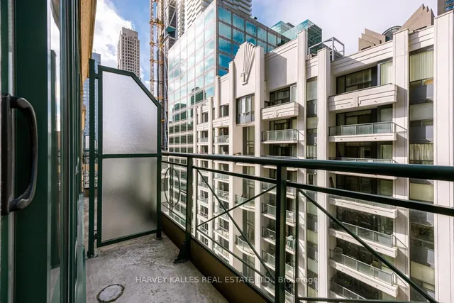 Additional image 27 of 35 Hayden St Unit 1210