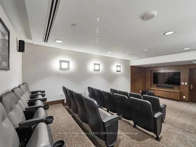Additional image 27 of 386 Yonge St Unit 2516