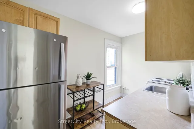 Additional image 8 of 1 MILTON Ave